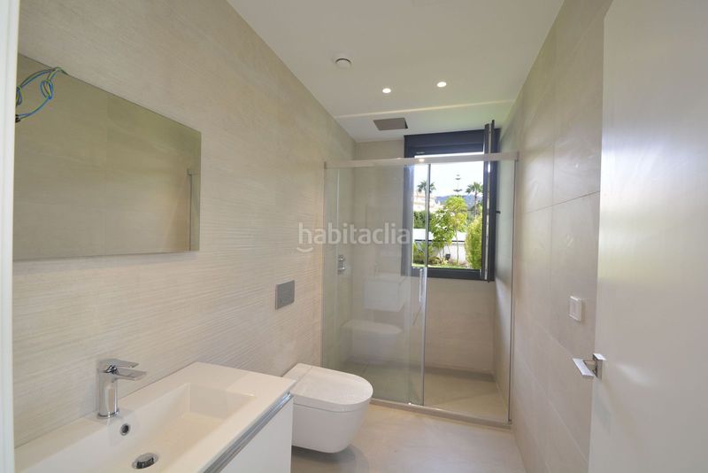 Foto b3e1b9e3-2ffd-466a-b255-c6321dc118ed. Xalet amb aparcament piscina a Santa María Marbella