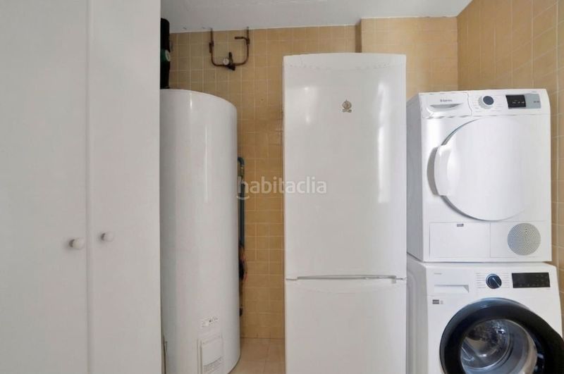 Foto 3182f86f-4678-466f-912f-b241bd28b051. Apartament amb calefacció piscina a Las Lomas de Río Verde Marbella