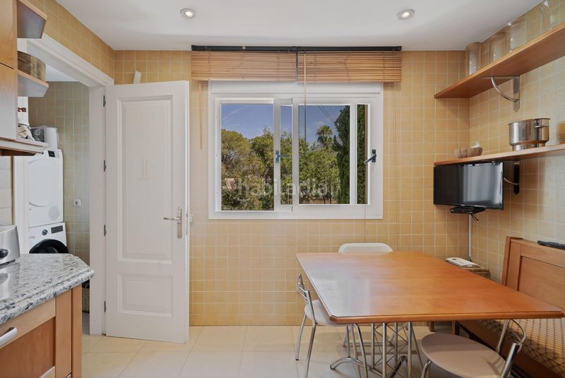 Foto 86f59aed-0721-45f8-89d3-45bbb0ab187b. Apartament amb calefacció piscina a Las Lomas de Río Verde Marbella