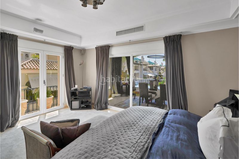 Foto d731fd8d-4f63-4253-bd31-0b323c7b4443. Apartament amb calefacció piscina a Las Lomas de Río Verde Marbella
