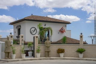 Xalet  14. Alcorcal sanctuary