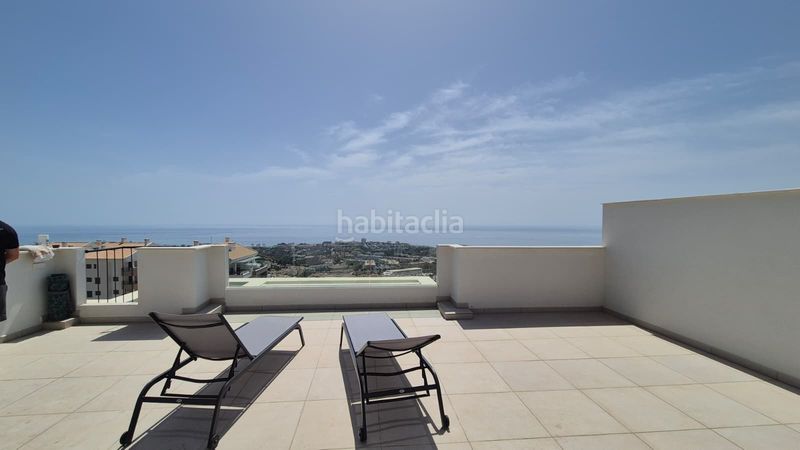 Foto 53612291-5474-4bd9-b789-1b84b70dddd3. Alquiler ático atico en avenida rocas blancas en alquiler larga temporada en Benalmádena