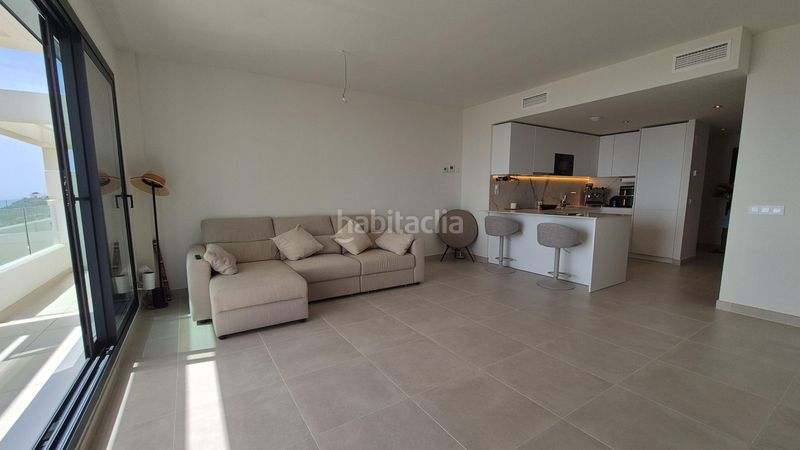 Foto cd877140-e155-4a68-8b7c-da771047b2a9. Alquiler ático atico en avenida rocas blancas en alquiler larga temporada en Benalmádena