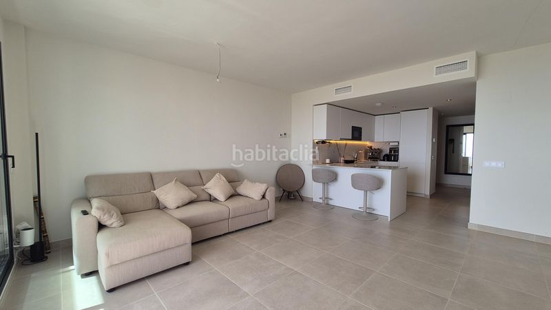 Foto ceba385c-ff0d-4a9d-a00d-2ac15156485e. Alquiler ático atico en avenida rocas blancas en alquiler larga temporada en Benalmádena