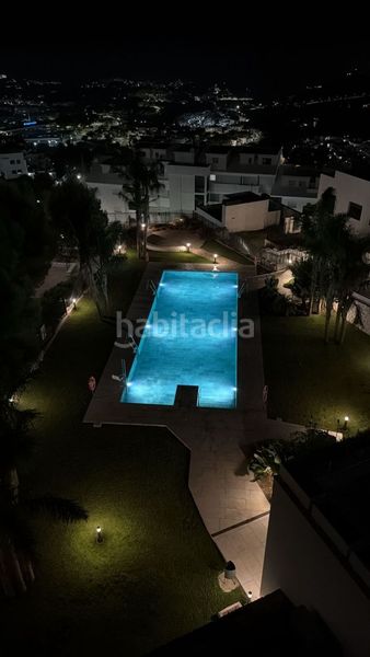 Foto d992c125-53d2-40db-855e-71b4cc9a4260. Alquiler ático atico en avenida rocas blancas en alquiler larga temporada en Benalmádena