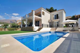 Xalet a 89 Calle Cuba Alto #Es:1 Planta:00 Pt:01 29693 Est