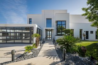 Chalet  32 cerro majada #urbanización la cala golf, villa. Spectacular contemporary villa with exquisite quality and beauti