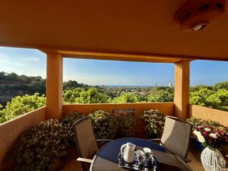 Apartment  1 calle lila #bloque 6 planta 1 puerta 3. In los lagos de santa maría golf, in elviria, this...