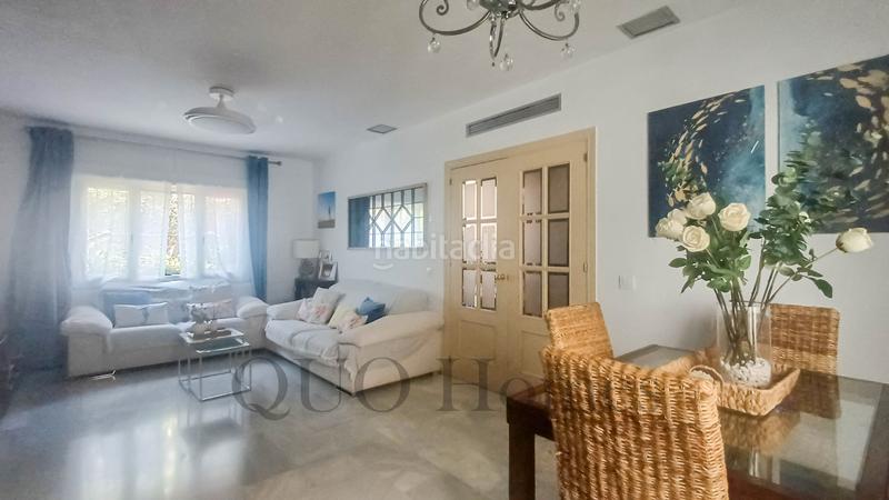 Foto d548c590-1ca7-41fb-81f2-cabb26f0fc7f. Casa aparellada amb xemeneia aparcament a El Altillo Jerez de la Frontera