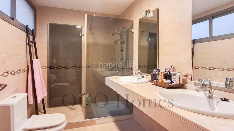 Foto b65ff85a-0e03-4eb6-b92f-984b5038fca7. Casa a schiera con camino parcheggio piscina in El Altillo Jerez de la Frontera