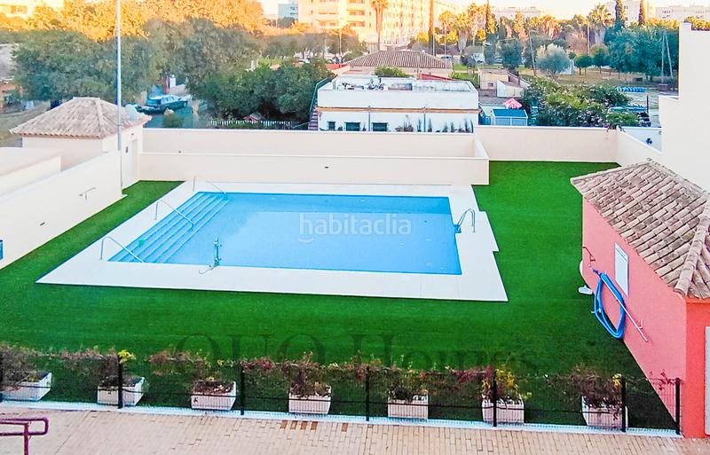 Foto 302d692d-e586-4a1a-987d-43572ae9e5a1. Casa adosada en Caballero Bonald-S. José Obrero-Guadalcacín Jerez de la Frontera