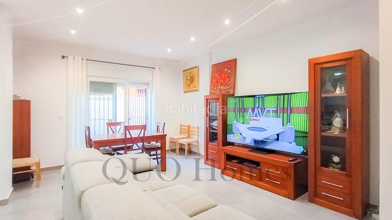 Foto e014559e-f386-4c72-a20b-f1457cffbdcc. Casa adosada en Caballero Bonald-S. José Obrero-Guadalcacín Jerez de la Frontera