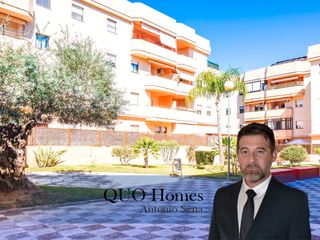 Flat en Santiago - Coronacin. Piso con 3 habitaciones con ascensor, parking y aire acondiciona