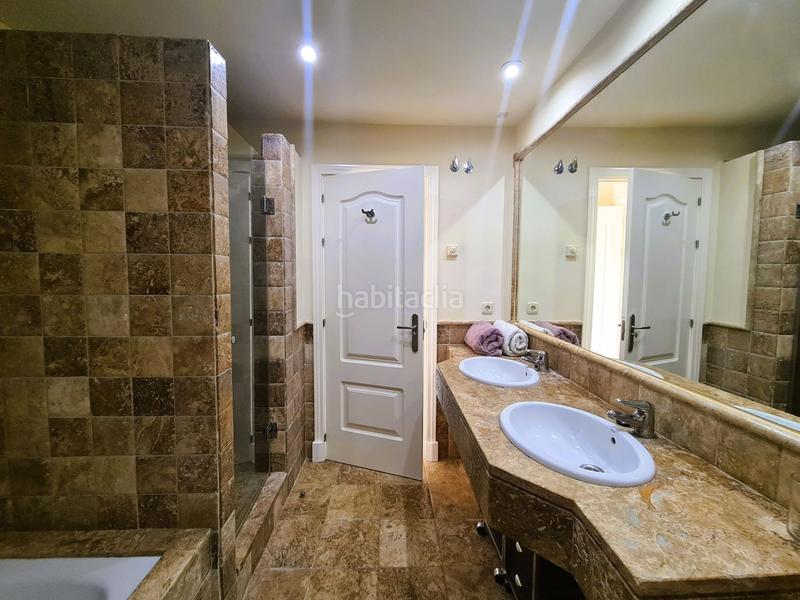 Foto 5d9bcdba-6684-42da-9486-656e816f1929. Affitto attico in Benatalaya in Benatalaya Estepona