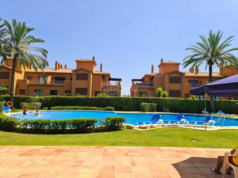 Foto b72976a0-1b6d-492d-b0f3-bd641e8df56a. Alquiler ático en Benatalaya en Benatalaya Estepona