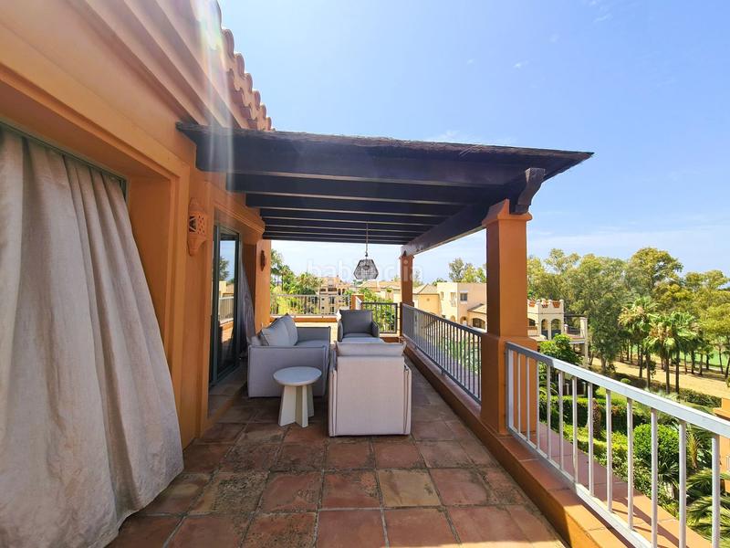 Foto 54a3ac25-a99a-455d-94fa-01adf71d13e0. Miete dachwohnung in Benatalaya in Benatalaya Estepona