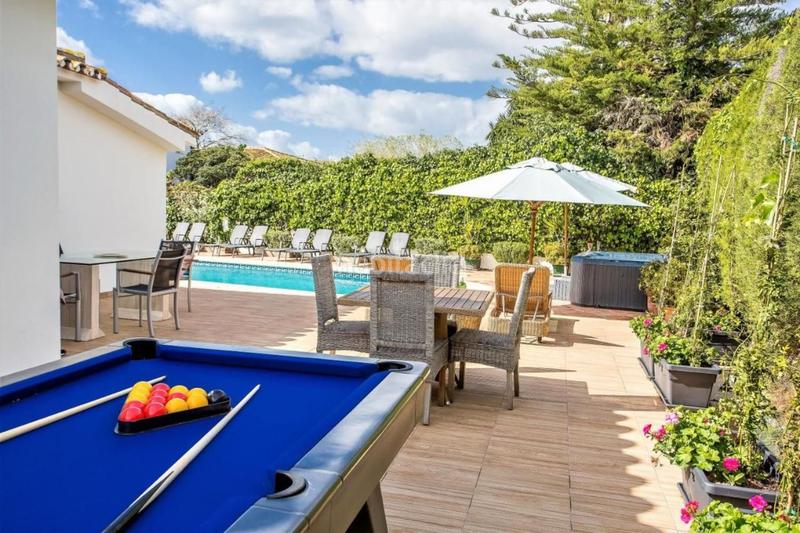 Foto 8dde987a-5c6d-4296-a57b-b34098df61ca. Chalet en josé echegaray 181 chalet en venta en san pedro de alcántara linda vista alta, 7 dormitorios. en Marbella