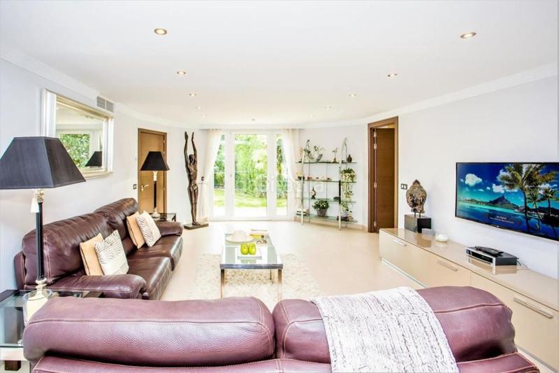Foto a700f2c8-229b-46d2-a4ed-9dd1a5721cc1. Chalet en josé echegaray 181 chalet en venta en san pedro de alcántara linda vista alta, 7 dormitorios. en Marbella