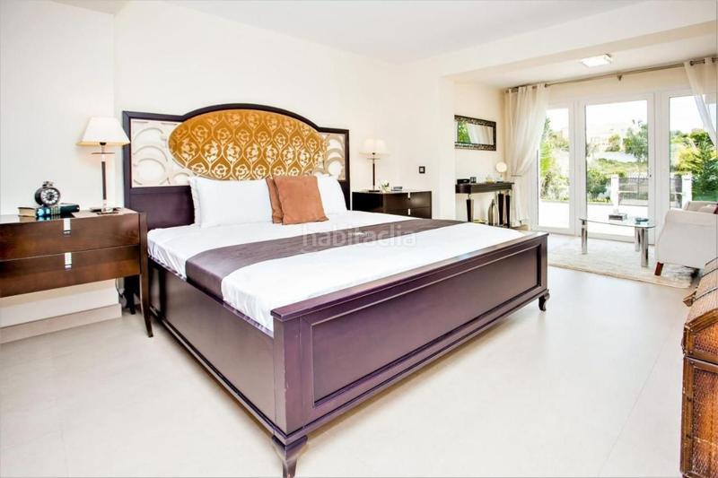 Foto f703bf9c-4e46-49c0-a709-0a25560d8819. Chalet en josé echegaray 181 chalet en venta en san pedro de alcántara linda vista alta, 7 dormitorios. en Marbella