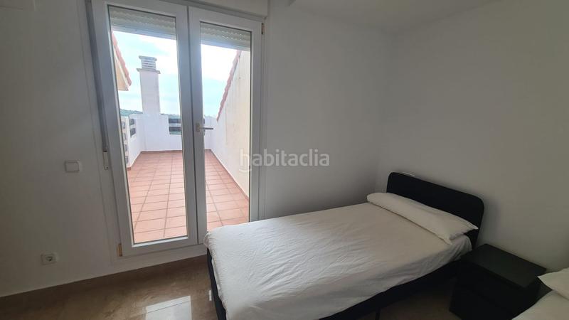 Foto b3eec87e-c034-4d0e-9cce-99404f025a1a. Alquiler ático en vistalmar duquesa sur 3 atico en alquiler en alcorrín, 2 dormitorios. en Manilva