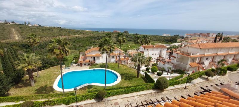 Foto 9956dc22-bb60-4a3d-9b3c-12410129cac5. Location attique dans vistalmar duquesa sur 3 dans Chullera Manilva