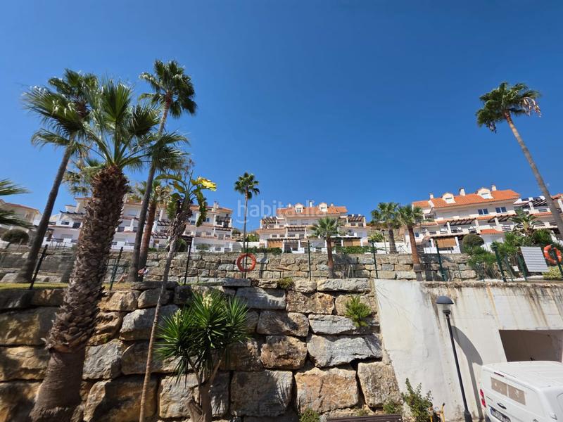 Foto ac61280a-4c9d-4113-b6bc-5f100f055ea2. Rent penthouse in vistalmar duquesa sur 3 in Chullera Manilva