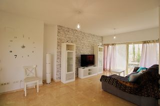 Etagenwohnung in Alquería-Torrealquería. Exclusivo apartamento de lujo con dos terrazas en sol andalusí –