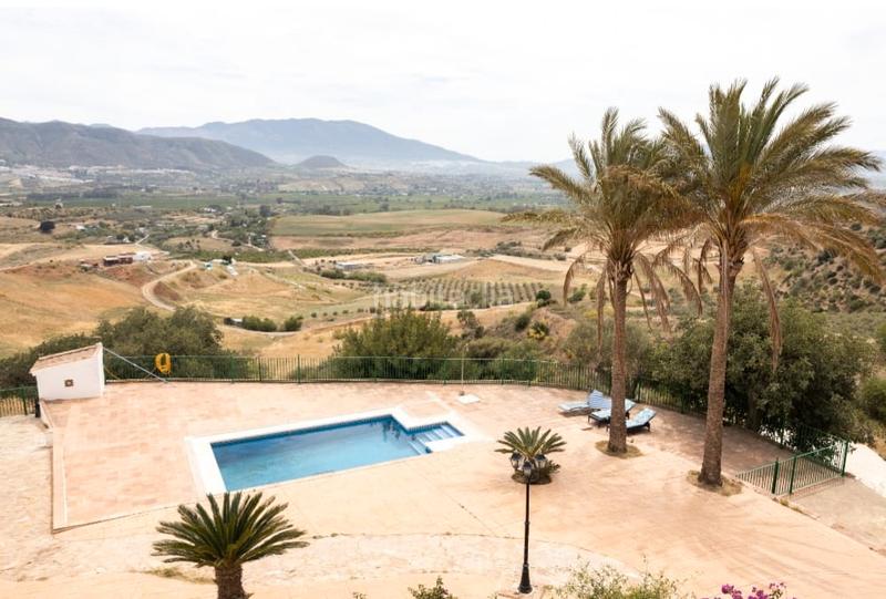 Foto 2c757774-c6c6-4232-aa0a-a597fa3f006a. Alquiler masía bonita finca en alquiler con casa ubicada en bonita zona muy tranquila, con vistas impresionantes. en Cártama