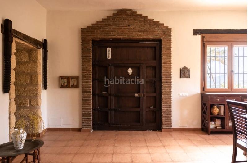 Foto b100baa9-cd33-4019-8b5d-a6185b233bf1. Alquiler masía bonita finca en alquiler con casa ubicada en bonita zona muy tranquila, con vistas impresionantes. en Cártama