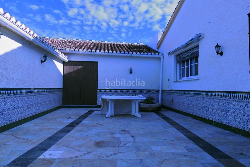 Foto 9263c551-ba42-426b-9433-bda3a699247e. Chalet con parcheggio piscina in Limonar Málaga