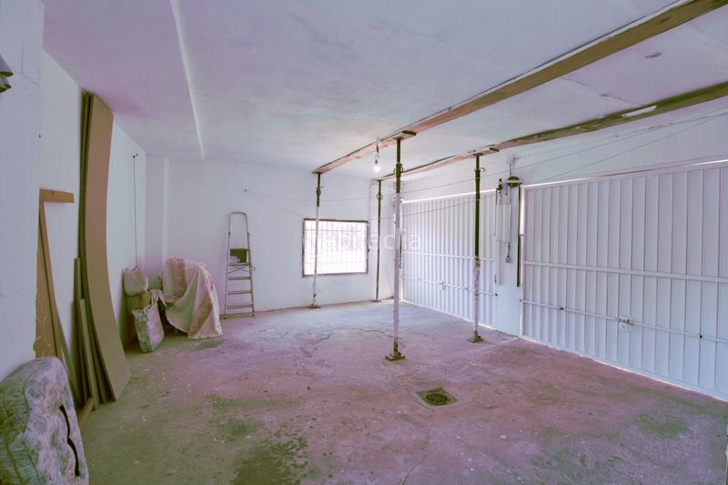 Foto b3853e84-deaf-49c4-ad88-c3a2cfe7590a. Chalet con parcheggio piscina in Limonar Málaga