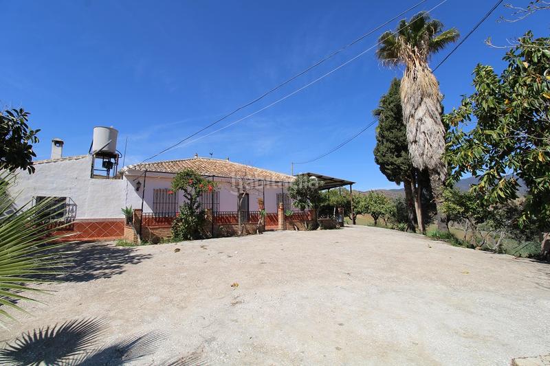 Foto a783f68e-5cbc-451a-b0b3-5bc2096afc86. Bauernhof mit kamin pool in Casarabonela