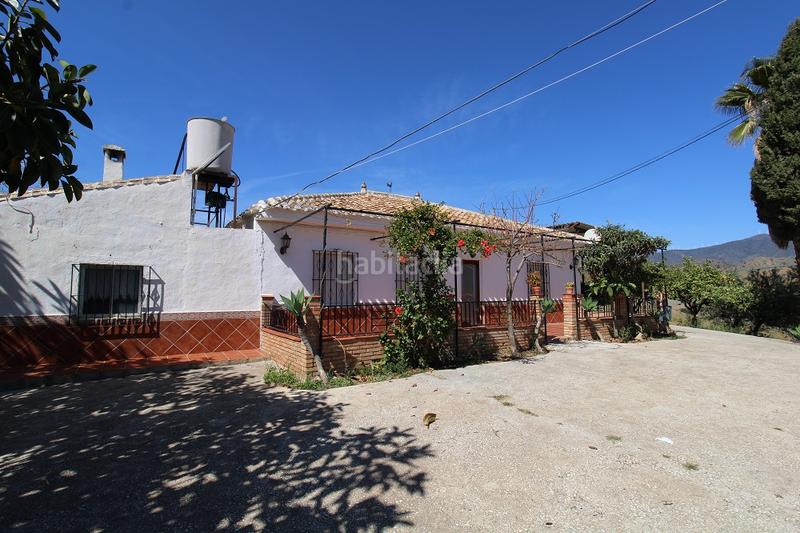 Foto b275247d-b25f-4ca9-83ed-57f3d632fc49. Bauernhof mit kamin pool in Casarabonela