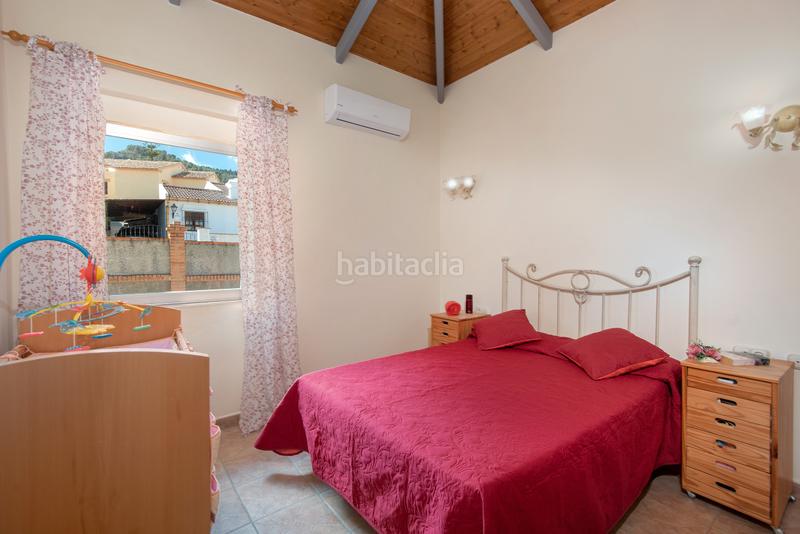 Foto 6c3b4c31-0b0a-4f52-b495-b997fbe74a7e. Chalet with parking pool in Jardines de Alhaurín-Huerta Alta-Fuensanguínea Alhaurín de la Torre