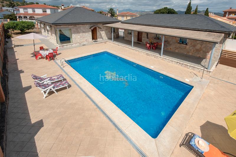 Foto 85e95a50-5943-4751-9b90-0ce8a18be1a6. Chalet with parking pool in Jardines de Alhaurín-Huerta Alta-Fuensanguínea Alhaurín de la Torre