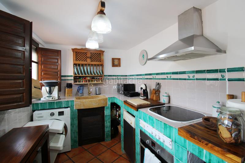 Foto 699f7fc0-9215-4487-a5a5-fa42e8e11d1b. Alquiler casa adosada chalet adosado en alquiler ubicado . en Torremolinos