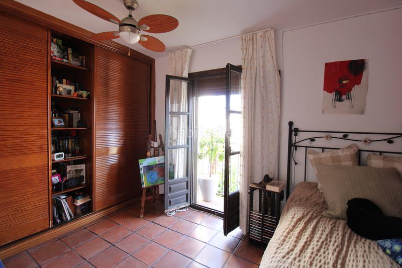 Foto 5b613d68-11ae-4d30-ba88-f509ac1ed9c4. Lloguer casa adossada amb xemeneia piscina a La Colina Torremolinos