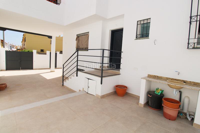 Foto 3250eedd-5917-4bed-b991-ccef9d2b05e5. Casa adosada adosado con encanto y espacios amplios en Alhaurín de la Torre