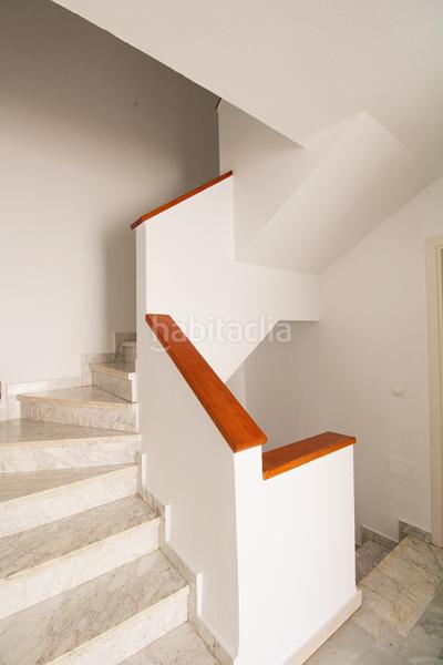 Foto 3fb76f98-f228-4088-a31d-de14b122b0c7. Casa adosada adosado con encanto y espacios amplios en Alhaurín de la Torre
