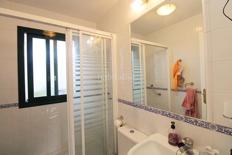 Foto 6ae69e6a-a717-49c6-a5c2-27ba3d55358b. Apartamento  en planta baja con terraza acristalada y piscina en Alhaurín Golf en Alhaurín el Grande