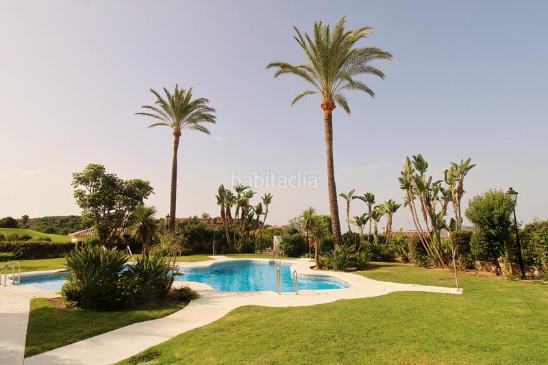 Foto ef72e0fa-448d-4fed-b60c-4c8d18bda6e0. Apartamento  en planta baja con terraza acristalada y piscina en Alhaurín Golf en Alhaurín el Grande