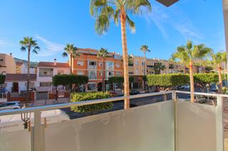 Lloguer Apartament a Centro. Moderno apartamento con terraza en el centro de alhaurín de la t