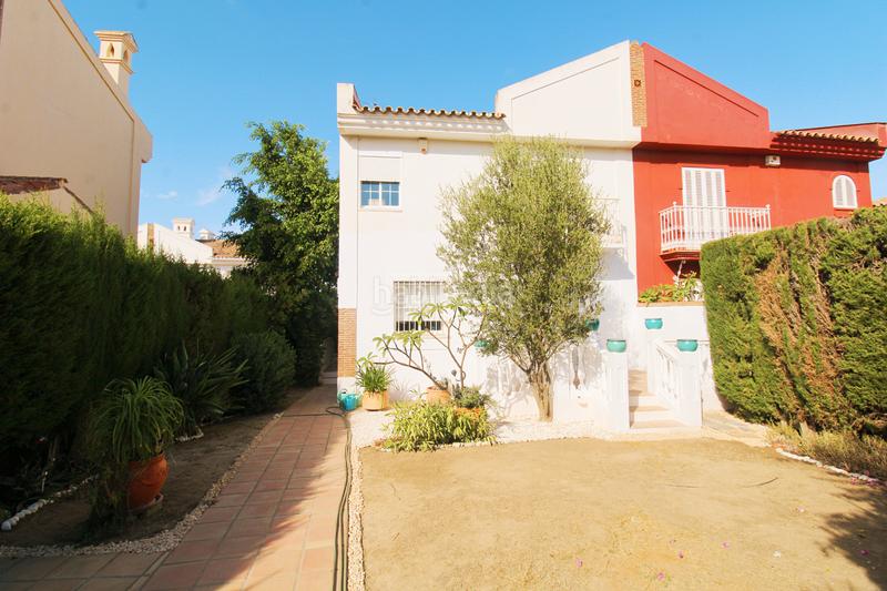 Foto 482920f2-65b9-4f26-a6d6-65937c358264. Towny house with fireplace heating in Capellanía - Retamar Alhaurín de la Torre