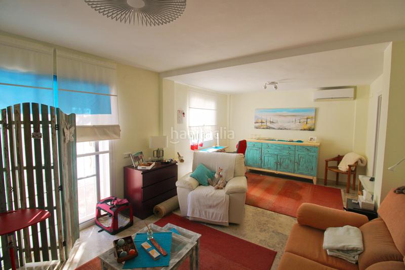 Foto da0b589d-88b6-458a-8c05-c2b96610e5b8. Towny house with fireplace heating in Capellanía - Retamar Alhaurín de la Torre