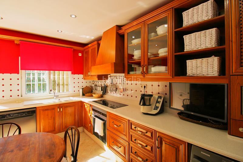 Foto 8080b563-8f54-4ad4-be87-f90fe77b2460. Xalet amb piscina a Manantiales - Lagar - Cortijo Alhaurín de la Torre