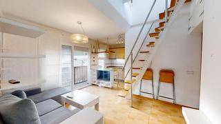 Rent Duplex in Centro. Luminoso dúplex reformado con amplia terraza y excelente ubicaci