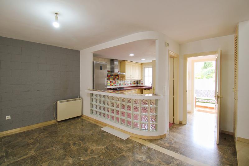 Foto 3b04a9c6-35c6-403c-9268-dccace001e8a. Casa aparellada amb aparcament piscina a Capellanía - Retamar Alhaurín de la Torre