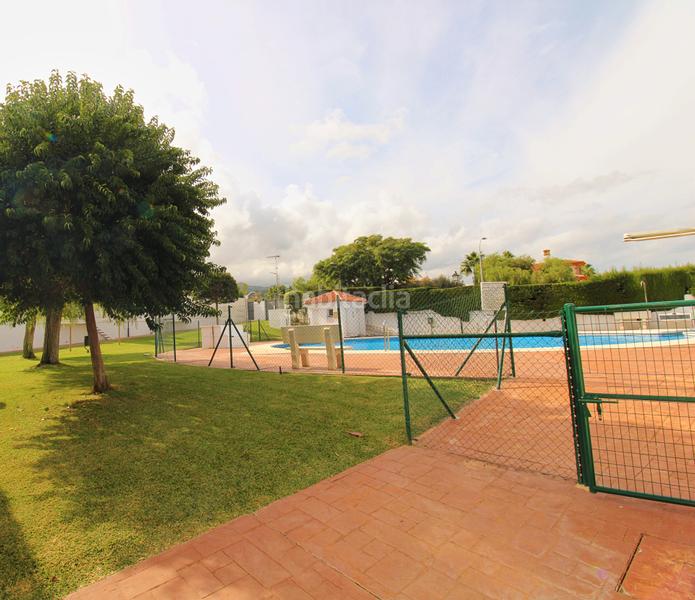 Foto 75564dc4-95a4-4212-af66-e0e2118b9aa9. Casa aparellada amb aparcament piscina a Capellanía - Retamar Alhaurín de la Torre