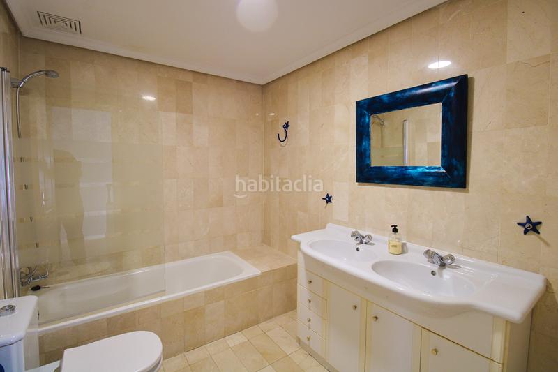 Foto 7e362457-e9cd-4c55-91d9-780ef81d2fb2. Casa aparellada amb aparcament piscina a Capellanía - Retamar Alhaurín de la Torre