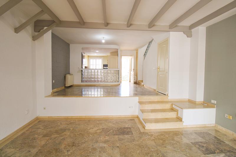 Foto e3115eb2-224e-4d5c-a411-bb3f26d5a4a3. Casa aparellada amb aparcament piscina a Capellanía - Retamar Alhaurín de la Torre